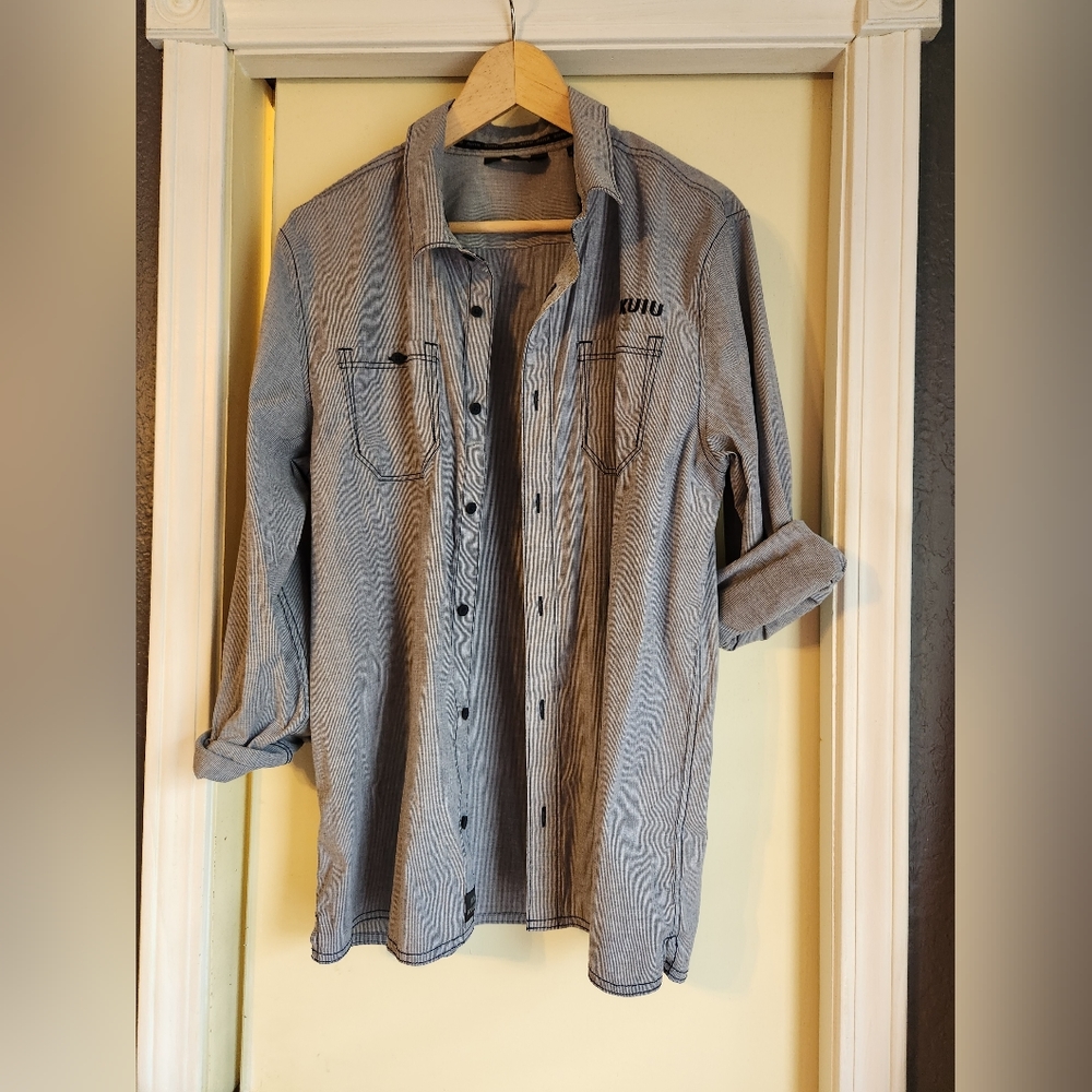 Kuiu men's button up shirt